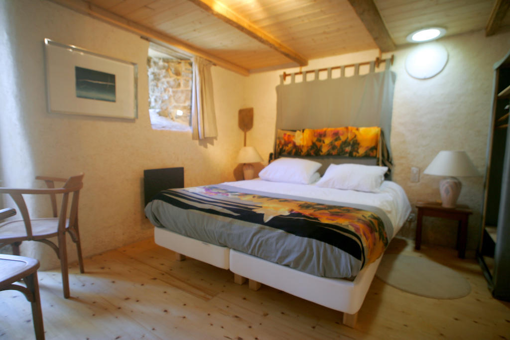 Le Magasin A Sel Bed and Breakfast Crozon Værelse billede